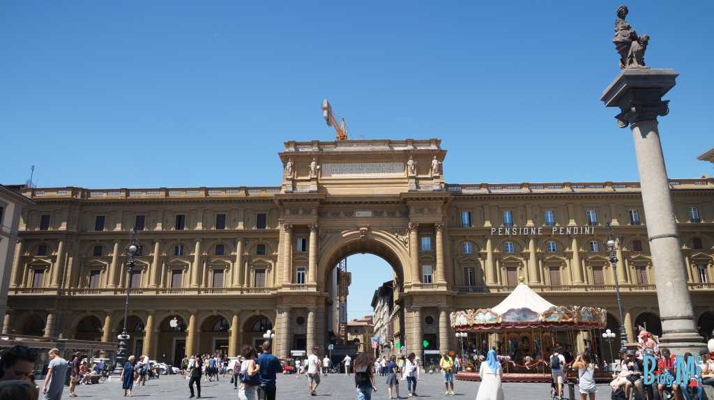Piazza de la Repubblica in Florenz