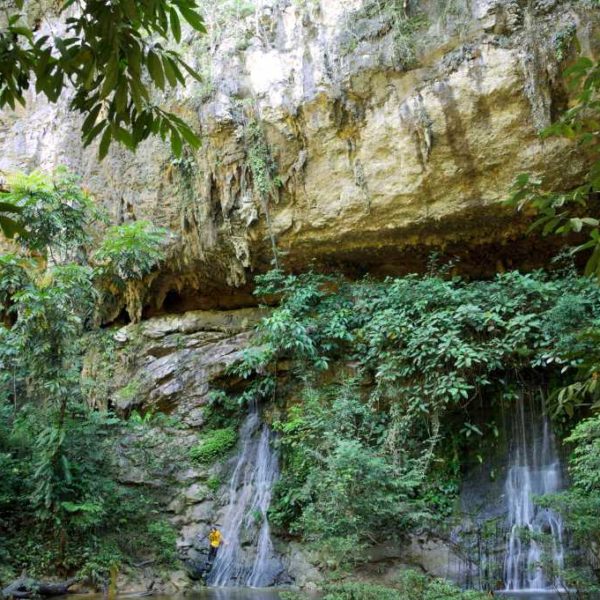 Paku Wasserfall im Gunung Mulu Nationalpark