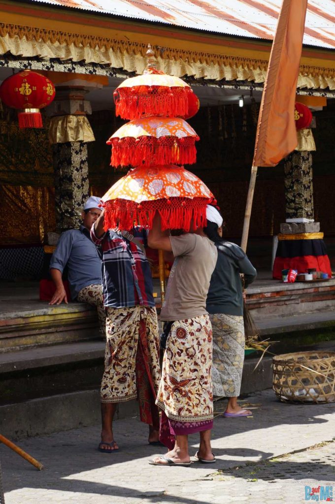 Bali ist: Typischer Balischirmi