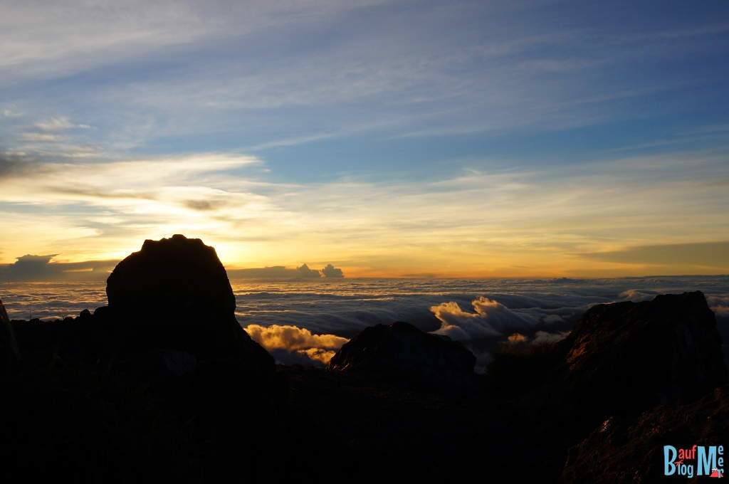 Kurz nach Sonnenaufgang vom Gipfel des Volcan Baru