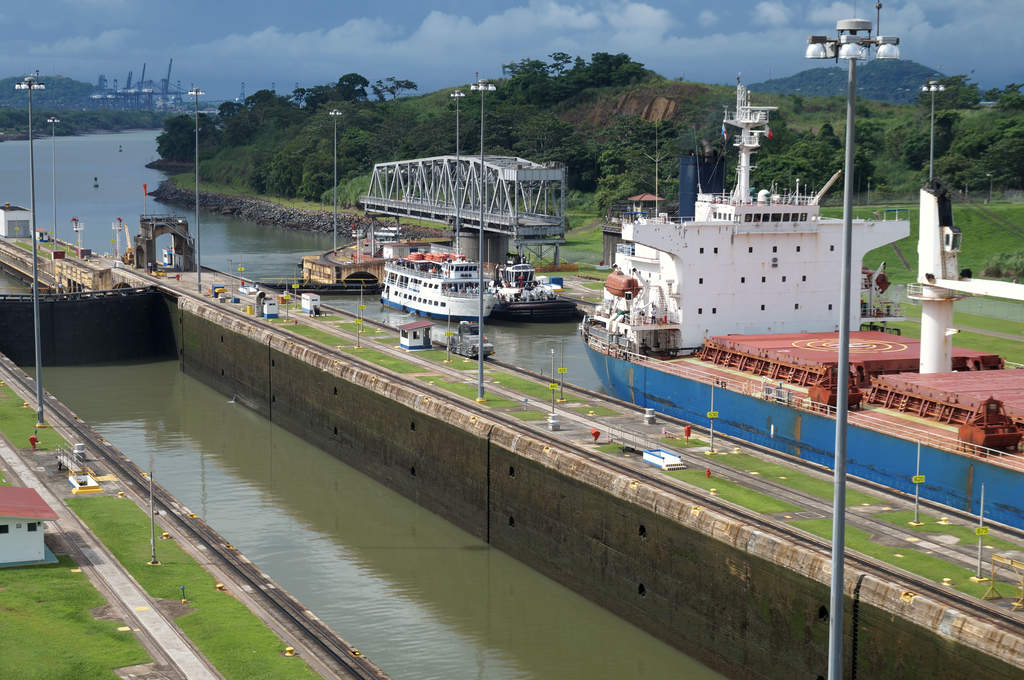 Die Einfahrt in den Panamakanal